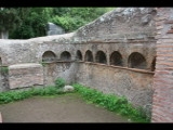 00102 ostia - necropoli della via ostiense (porta romana necropolis) - b12 - colombari gemelli - re - gesehen von norden (von innen) - 2012.jpg